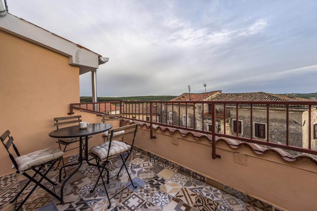 Villa Di Piazza Višnjan Eksteriør billede
