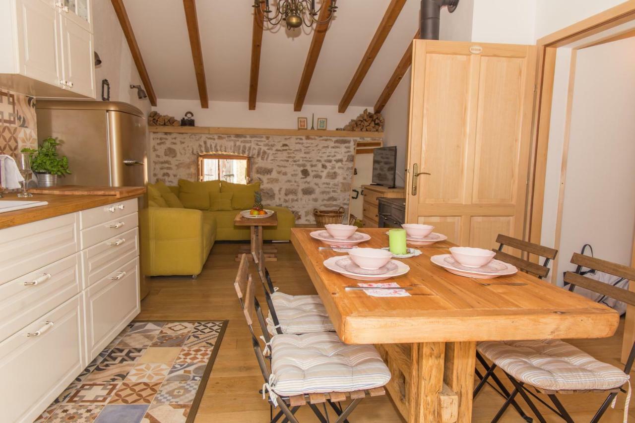 Villa Di Piazza Višnjan Eksteriør billede