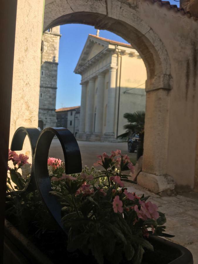 Villa Di Piazza Višnjan Eksteriør billede